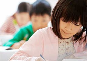 1週間単位のカリキュラムで集中して学べる